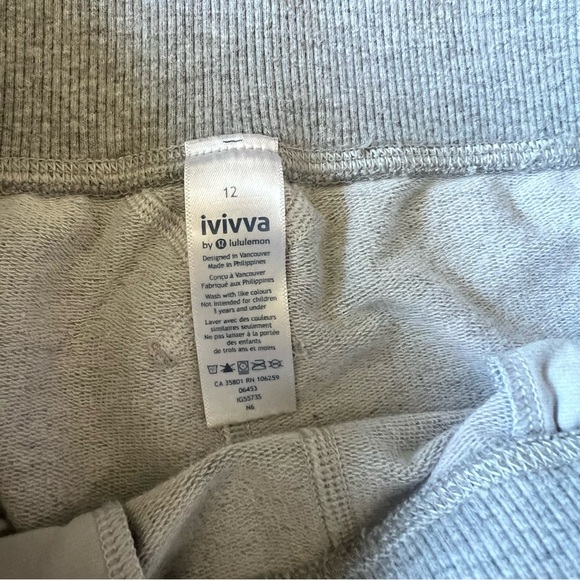 Ivivva Girls Lululemon Gray Jogger Sweatpants Gray size 12 - Picture 3 of 5
